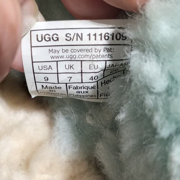 UGG Woman's Classic  Ultra Mini Boots in Mint Green Size 9 - Picture 8 of 10